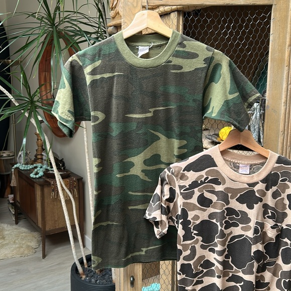 Bundle of Two Vintage Camo Baby Tees T-Shirts - Picture 2 of 15